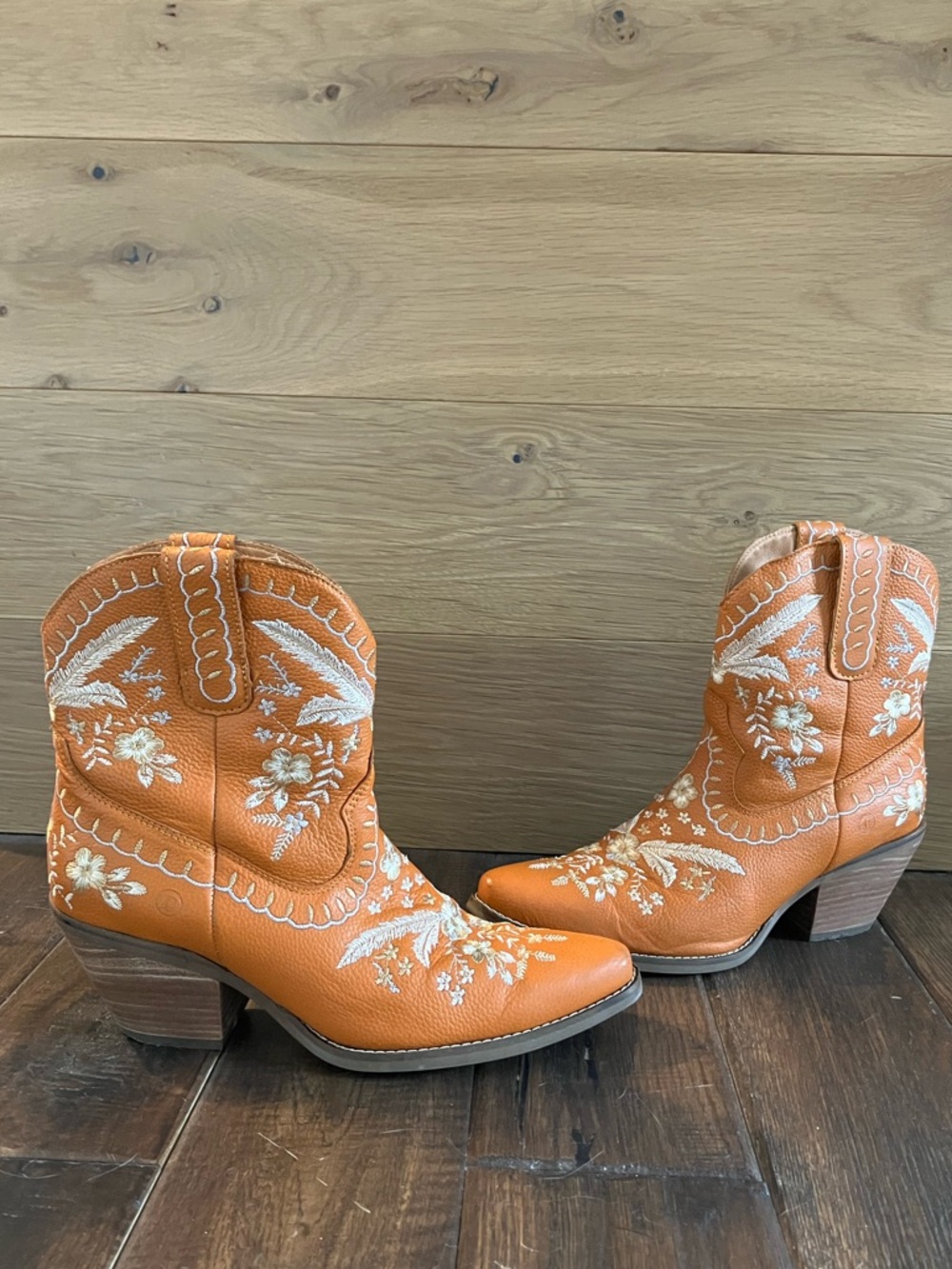 W9.5 Dingo Primrose Embroidered Ankle Boots, Burnt Orange